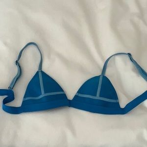 Triangl Bikini Top (sm)